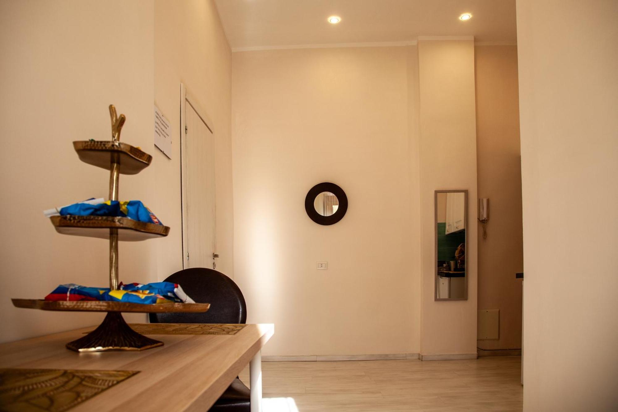 Airport Luxury Rooms Neapol Exteriér fotografie