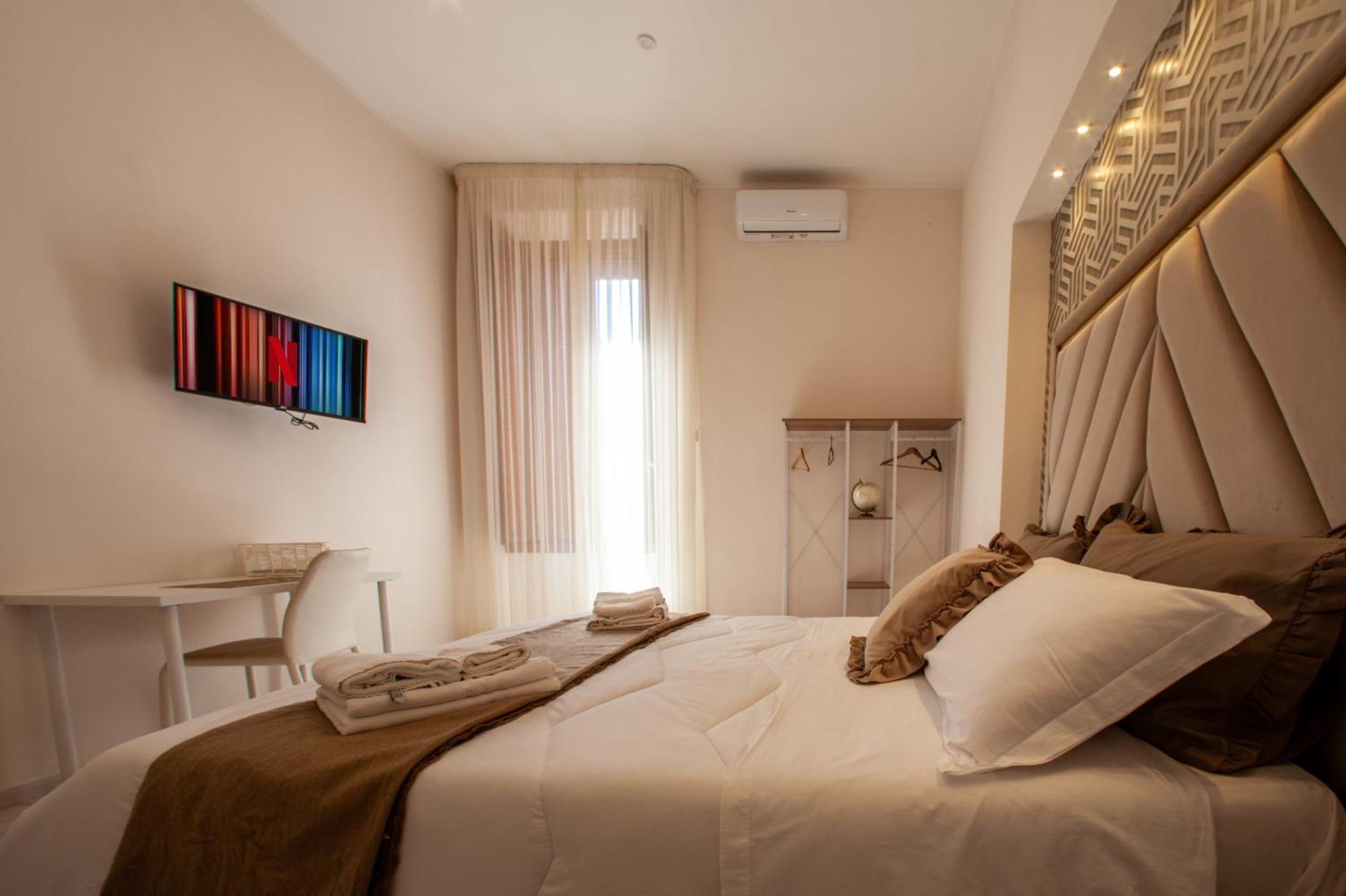 Airport Luxury Rooms Neapol Exteriér fotografie