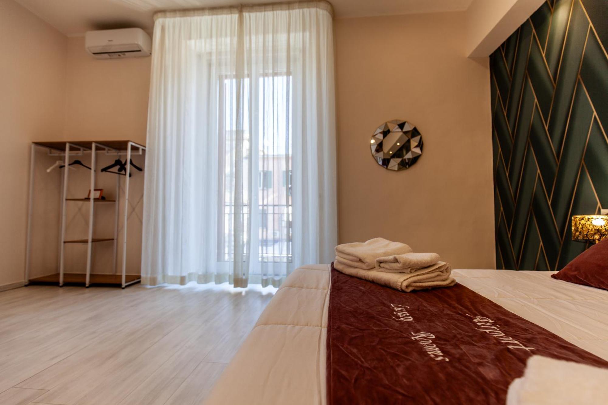 Airport Luxury Rooms Neapol Exteriér fotografie